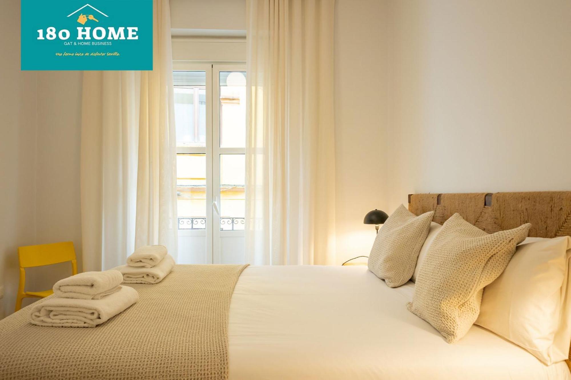 180 Home Goyeneta Luxury 塞维利亚 外观 照片