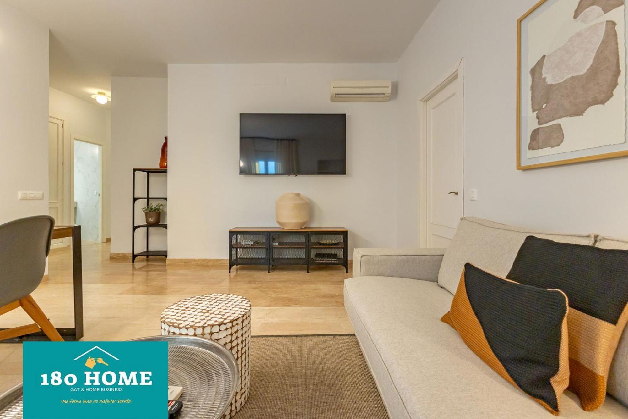 180 Home Goyeneta Luxury 塞维利亚 外观 照片